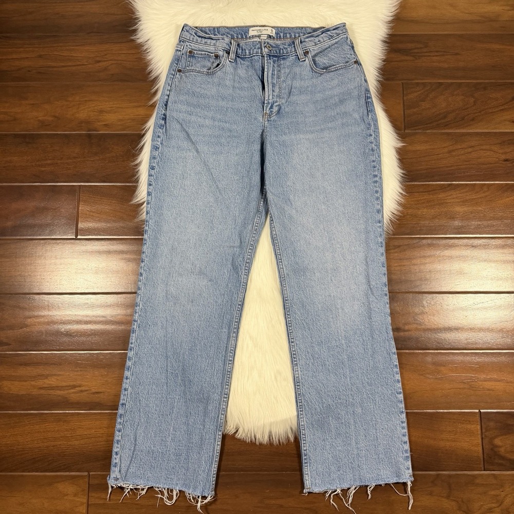Abercrombie & Fitch Women's Size 8 / 29 R Curve Love Baggy Low Rise Denim Jeans